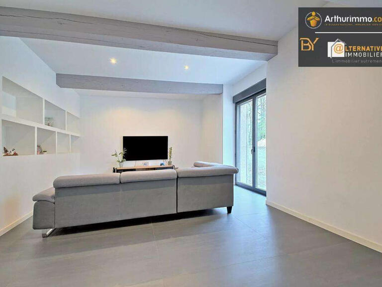 Property Châteaubourg - 5 bedrooms