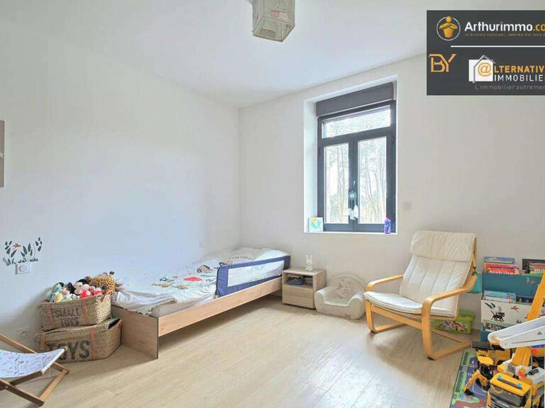 Property Châteaubourg - 5 bedrooms
