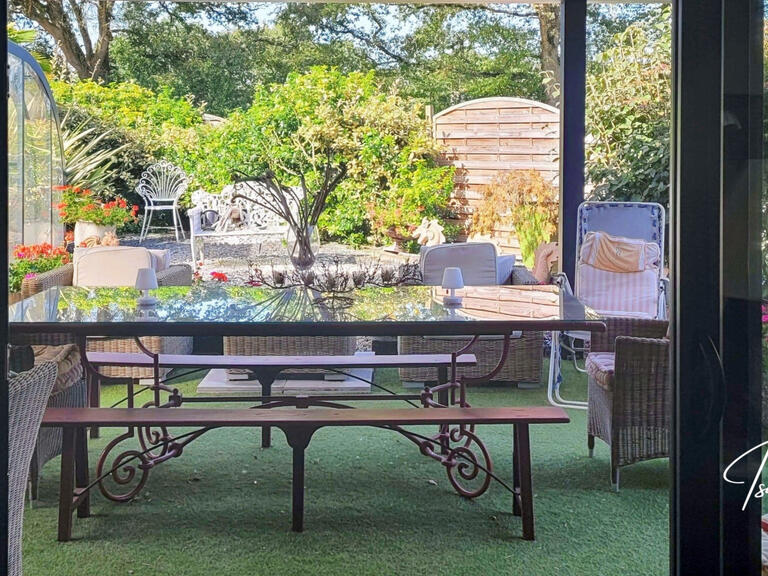 Villa Châteaubriant - 3 chambres - 232m²