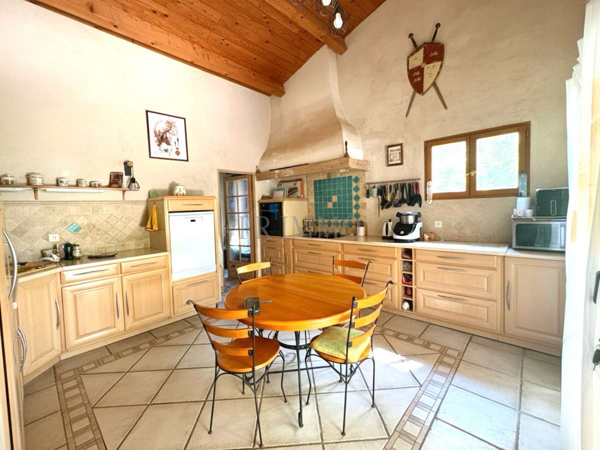 Villa Châteaudouble