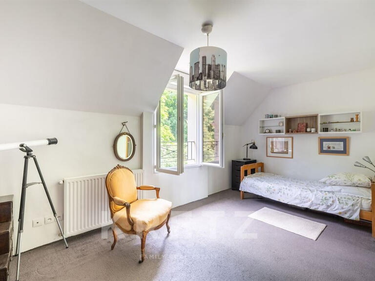 Maison Châteaufort - 4 chambres - 163m²