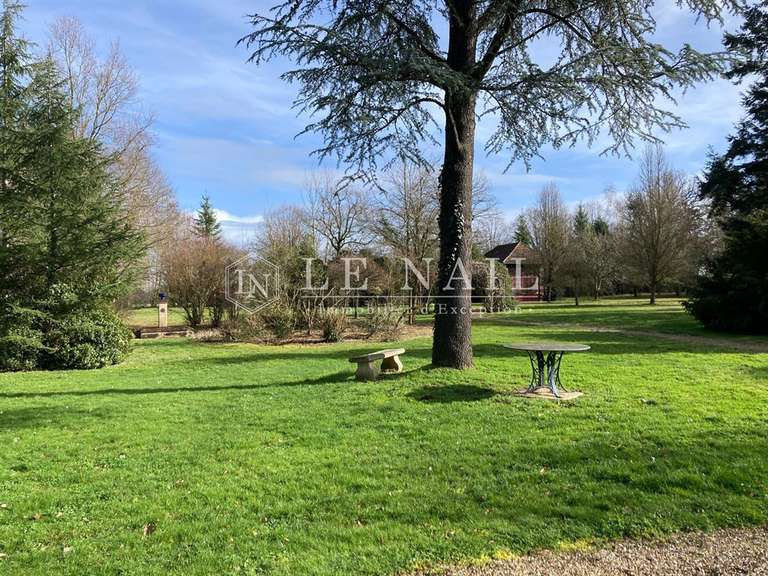 Château Châteaumeillant - 5 chambres - 500m²
