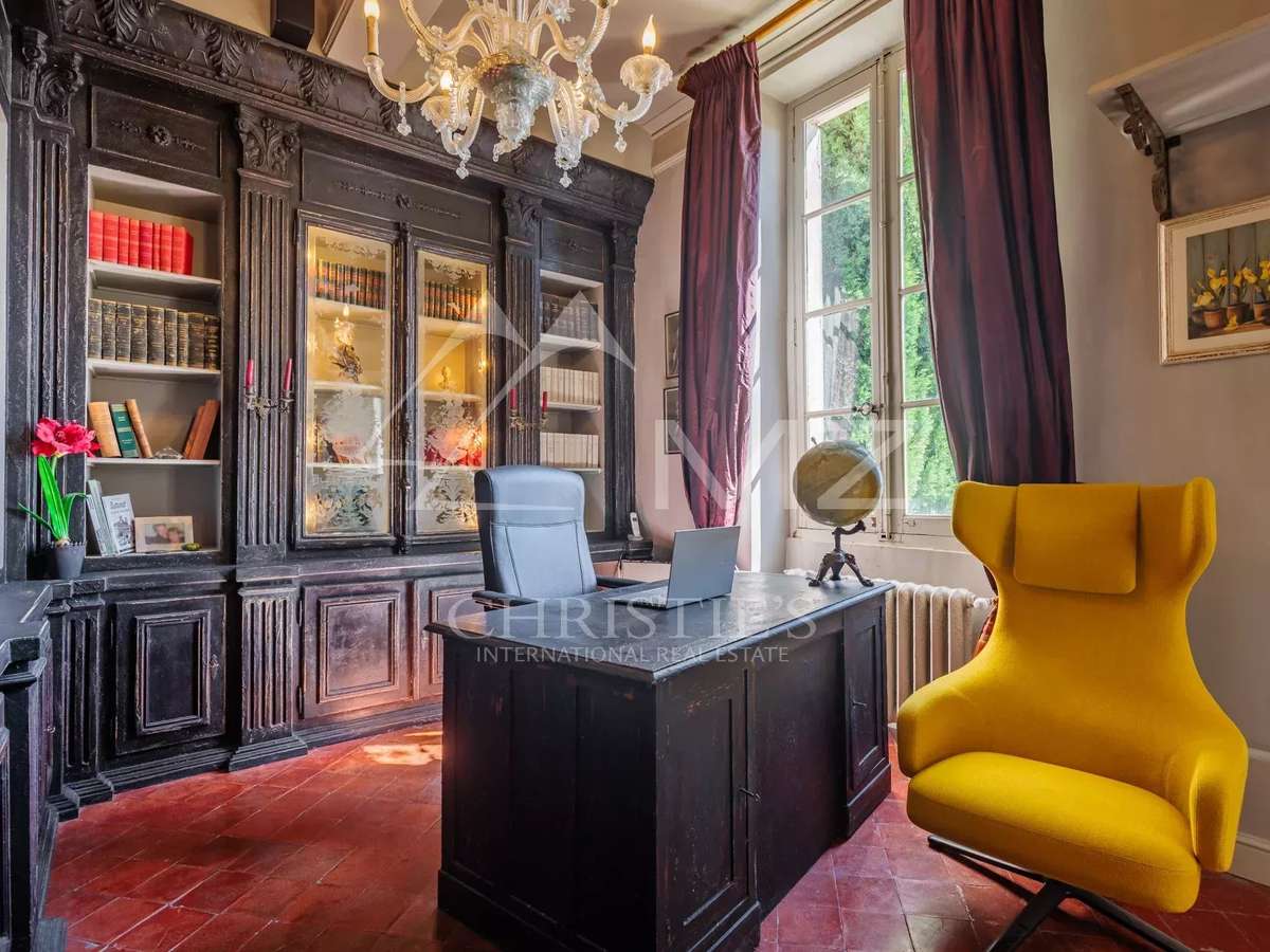Hôtel particulier Châteauneuf-de-Gadagne