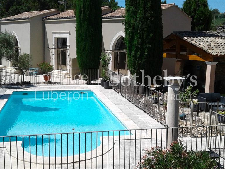 House Châteauneuf-de-Gadagne - 8 bedrooms - 240m²