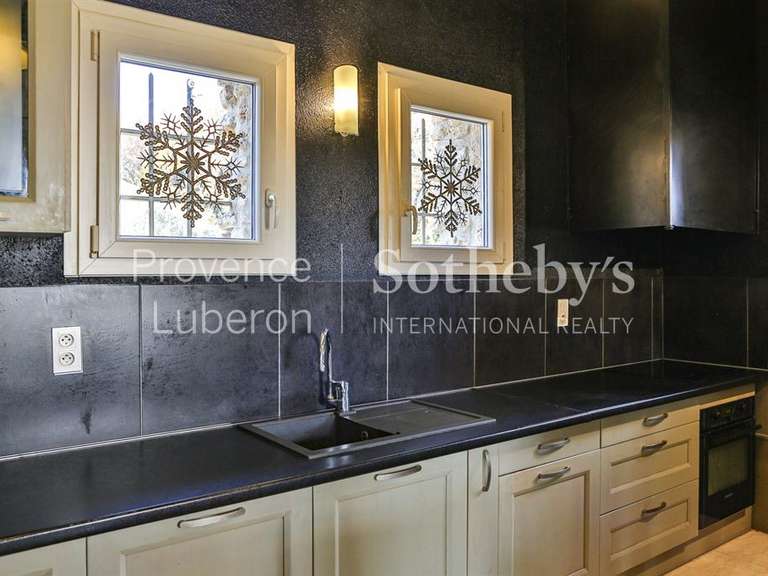 House Châteauneuf-de-Gadagne - 8 bedrooms - 240m²