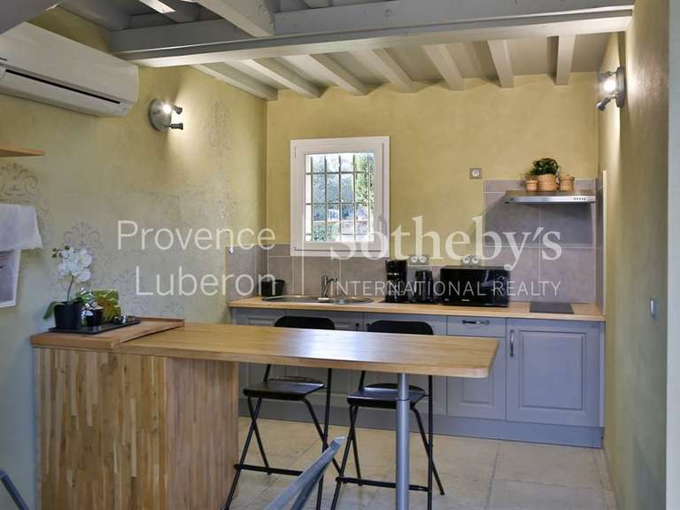 House Châteauneuf-de-Gadagne - 8 bedrooms - 240m²