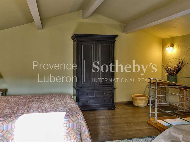 House Châteauneuf-de-Gadagne - 8 bedrooms - 240m²