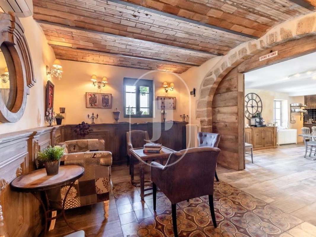 House Châteauneuf-de-Gadagne