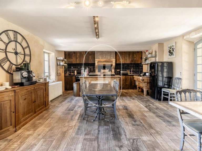 Maison Châteauneuf-de-Gadagne - 5 chambres - 358m²