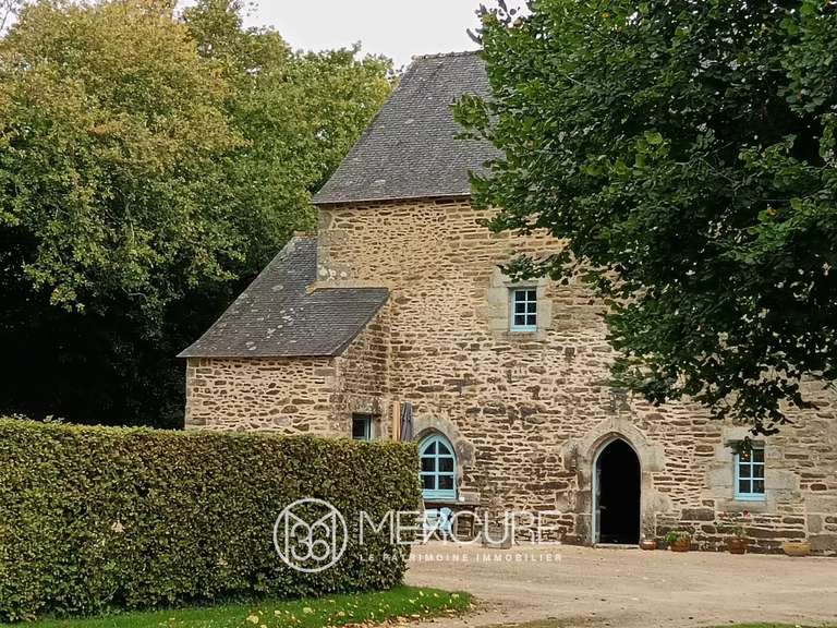 Manoir Châteauneuf-du-Faou - 4 chambres - 240m²