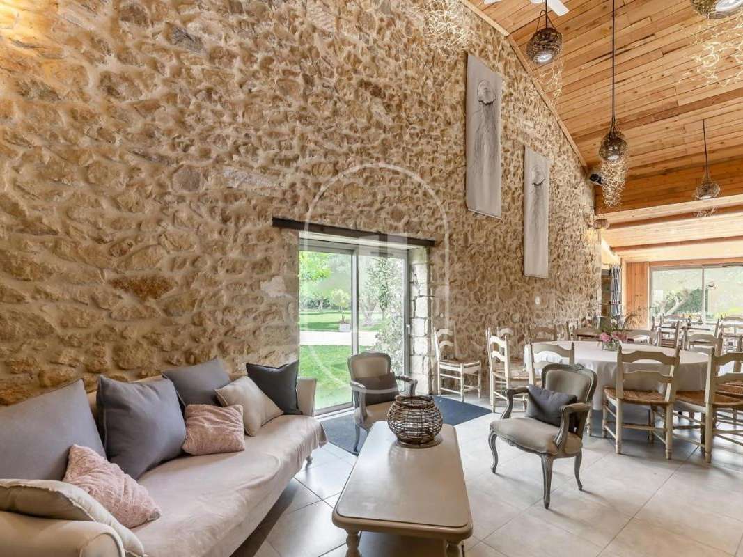 House Châteauneuf-du-Pape