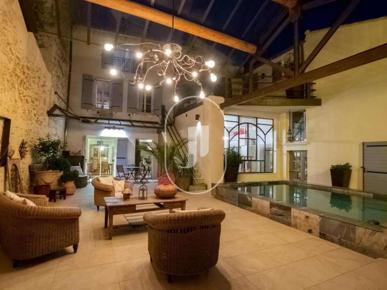 House Châteauneuf-du-Pape - 4 bedrooms - 350m²