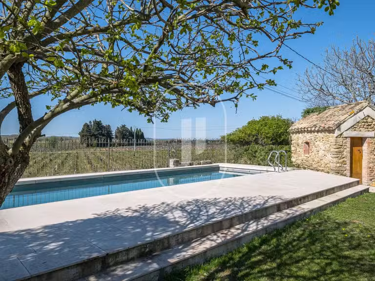 Maison Châteauneuf-du-Pape - 4 chambres - 176m²