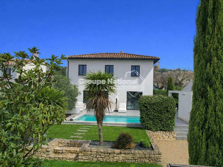 Maison Châteauneuf-du-Pape - 3 chambres - 115m²