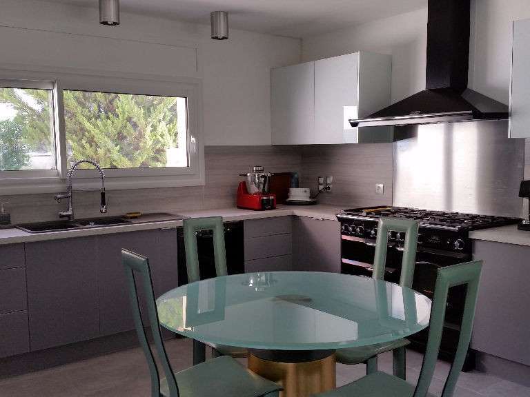 House Châteauneuf-du-Rhône - 300m²