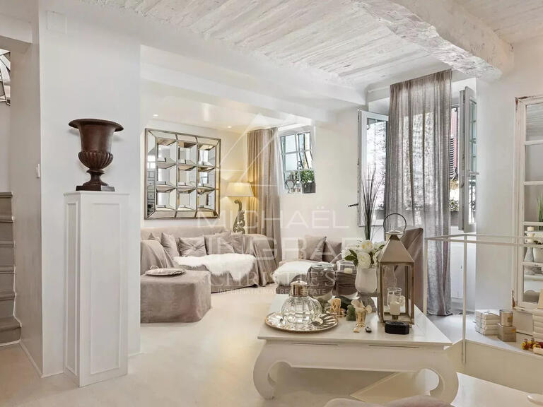 Appartement Châteauneuf-Grasse - 3 chambres - 102m²