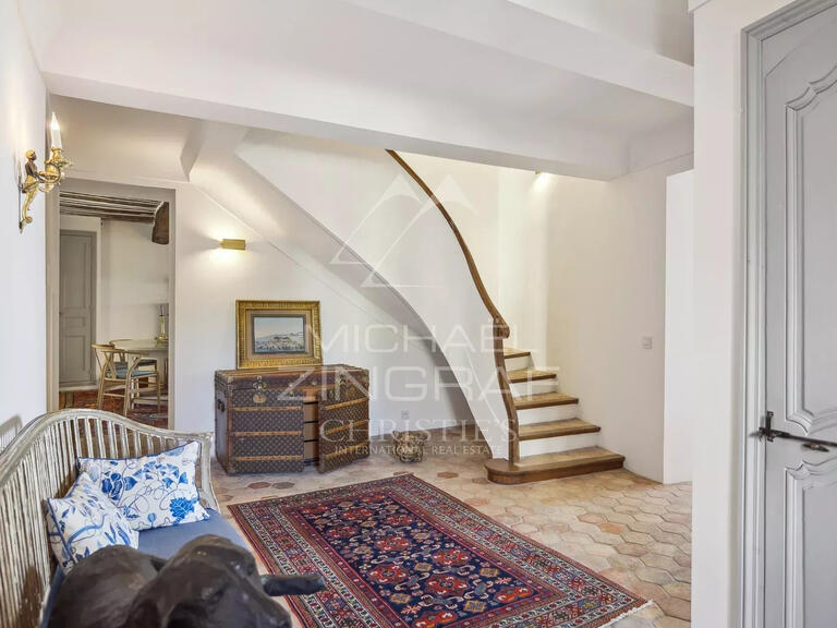 Appartement Châteauneuf-Grasse - 6 chambres - 394m²