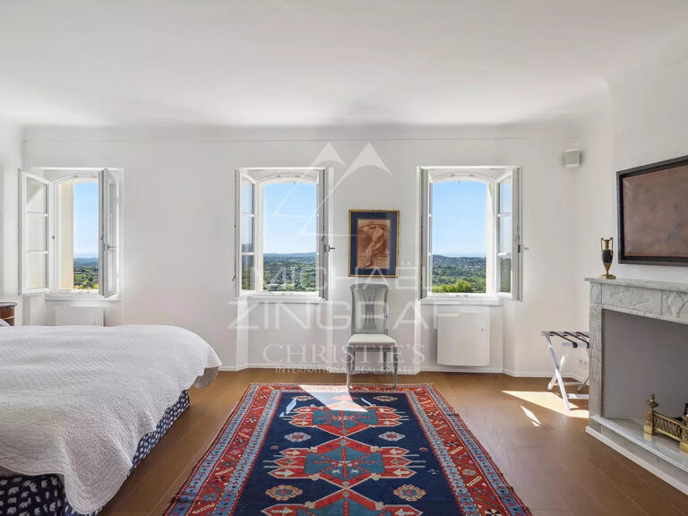 Appartement Châteauneuf-Grasse - 6 chambres - 394m²