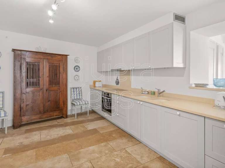 Appartement Châteauneuf-Grasse - 2 chambres - 106m²