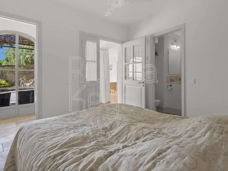 Appartement Châteauneuf-Grasse - 2 chambres - 106m²