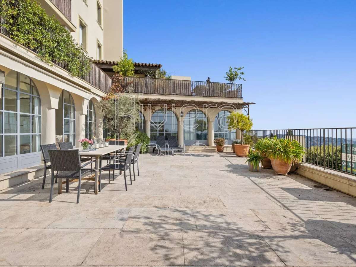 Apartment Châteauneuf-Grasse