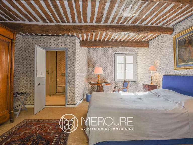 Appartement Châteauneuf-Grasse - 6 chambres - 326m²