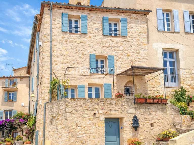 Appartement avec Vue sur mer Châteauneuf-Grasse - 3 chambres - 138m²