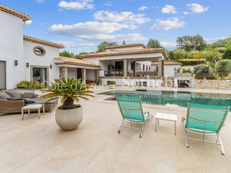 Maison Châteauneuf-Grasse - 9 chambres - 550m²