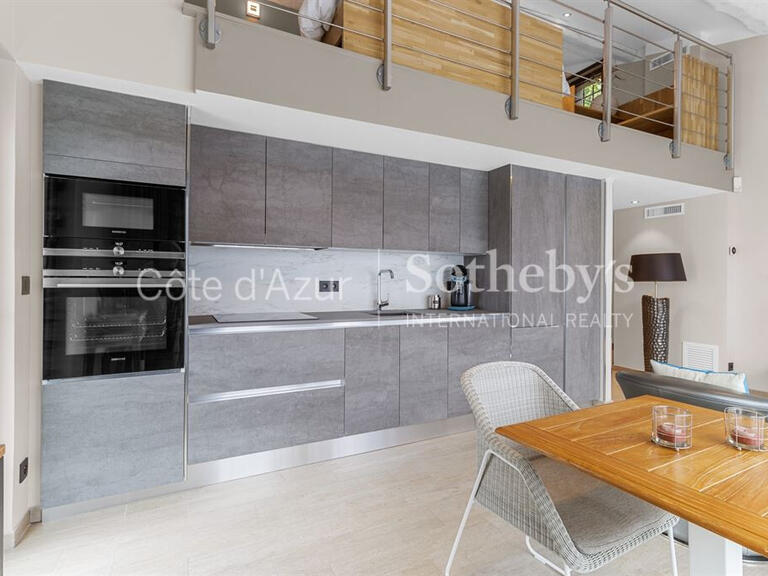 Maison Châteauneuf-Grasse - 9 chambres - 550m²