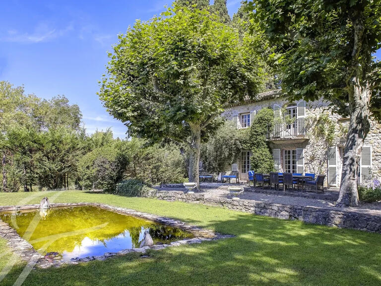 Maison Châteauneuf-Grasse - 8 chambres - 430m²