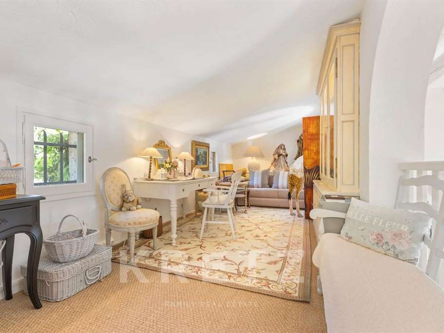 House Châteauneuf-Grasse