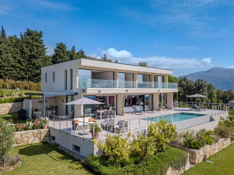 Maison Châteauneuf-Grasse - 5 chambres - 560m²