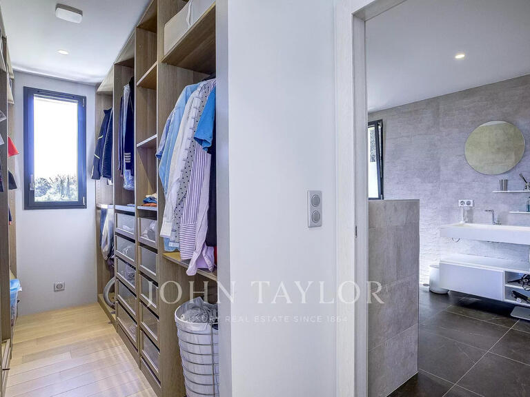 Maison Châteauneuf-Grasse - 5 chambres - 560m²