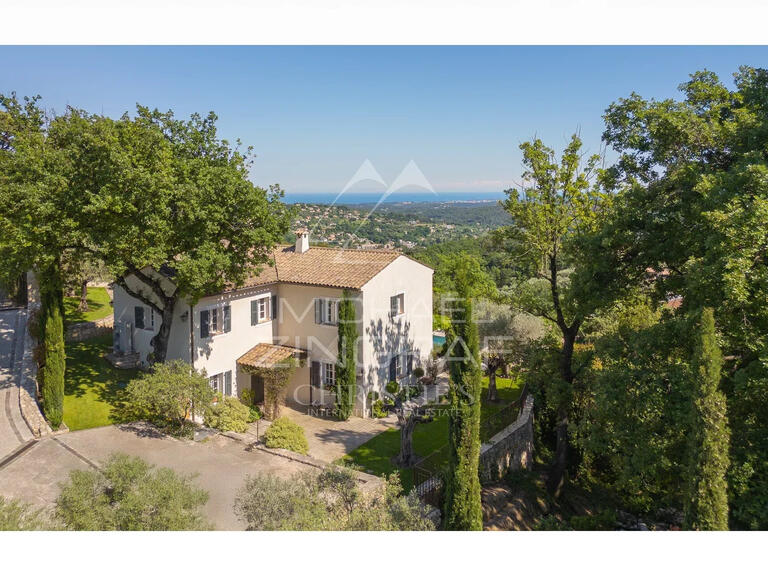 House Châteauneuf-Grasse - 4 bedrooms - 220m²