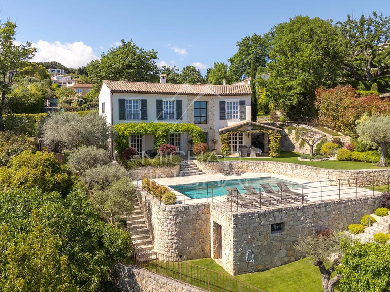 House Châteauneuf-Grasse - 4 bedrooms - 220m²