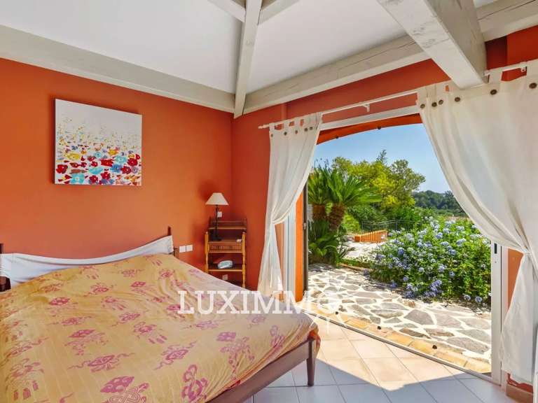 Maison Châteauneuf-Grasse - 4 chambres - 175m²