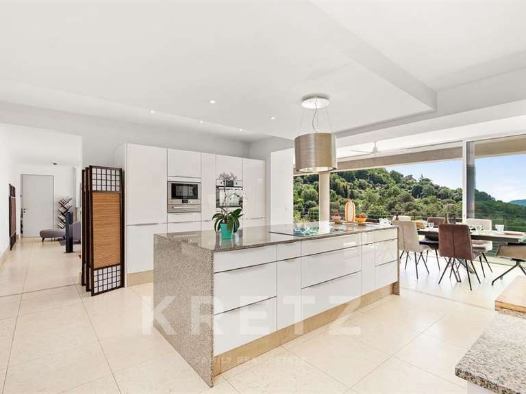 Maison Châteauneuf-Grasse - 5 chambres - 292m²