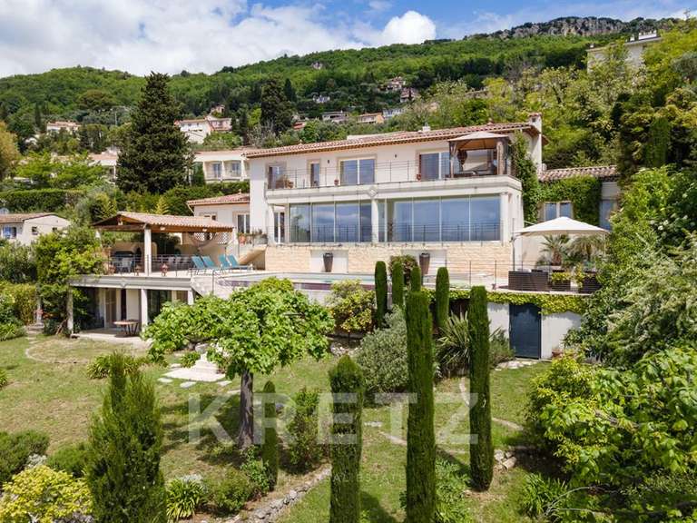 House Châteauneuf-Grasse - 5 bedrooms - 292m²
