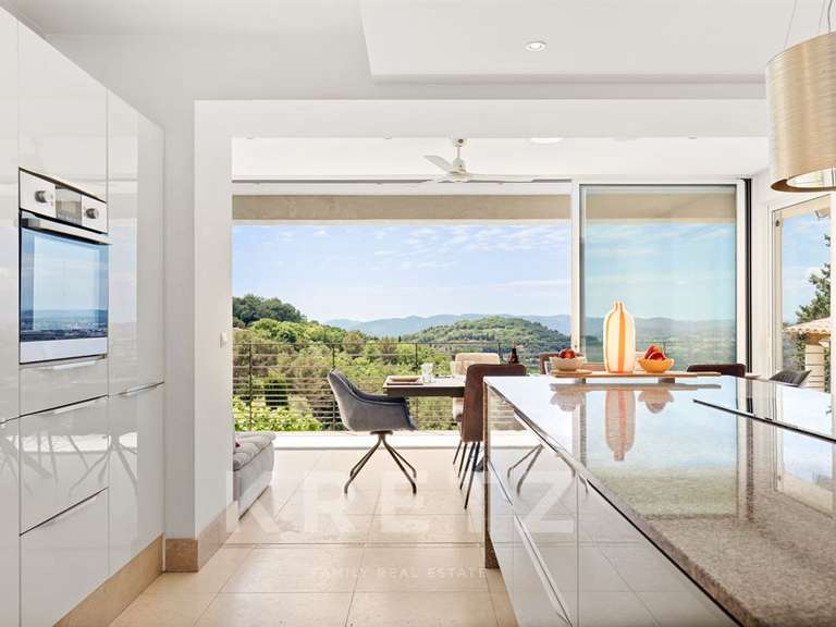 Maison Châteauneuf-Grasse - 5 chambres - 292m²