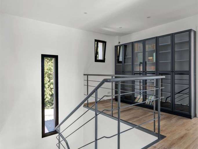 Maison Châteauneuf-Grasse - 4 chambres - 225m²