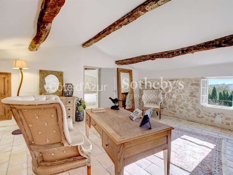 Maison Châteauneuf-Grasse - 7 chambres - 530m²