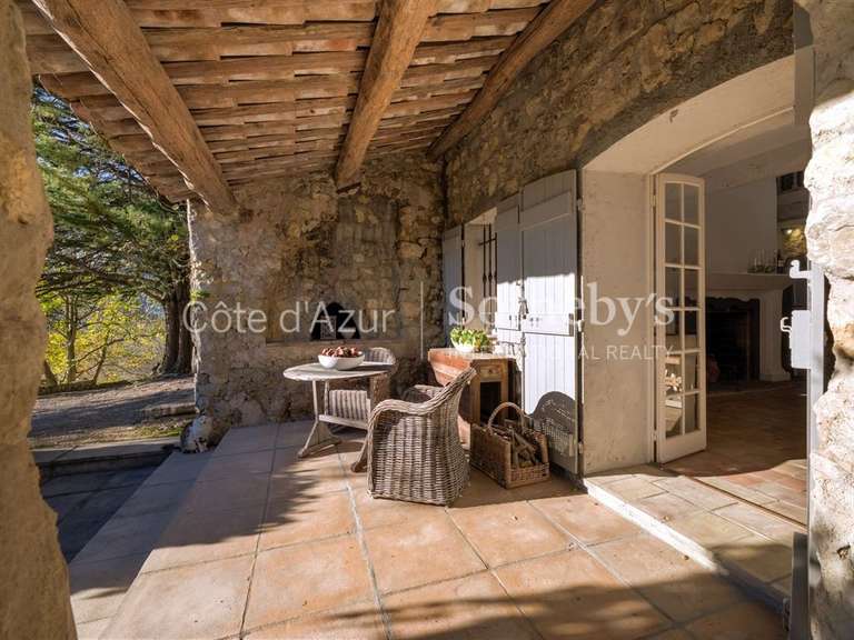 Maison Châteauneuf-Grasse - 7 chambres - 530m²