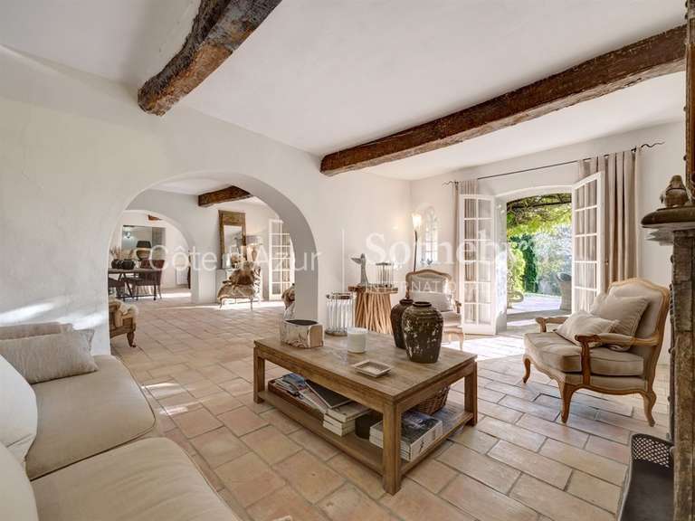 Maison Châteauneuf-Grasse - 7 chambres - 530m²