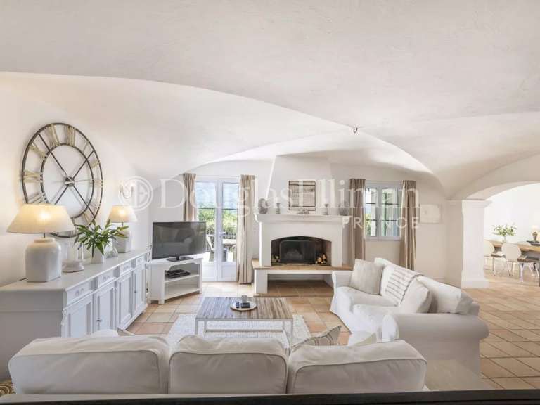 Maison Châteauneuf-Grasse - 4 chambres - 179m²