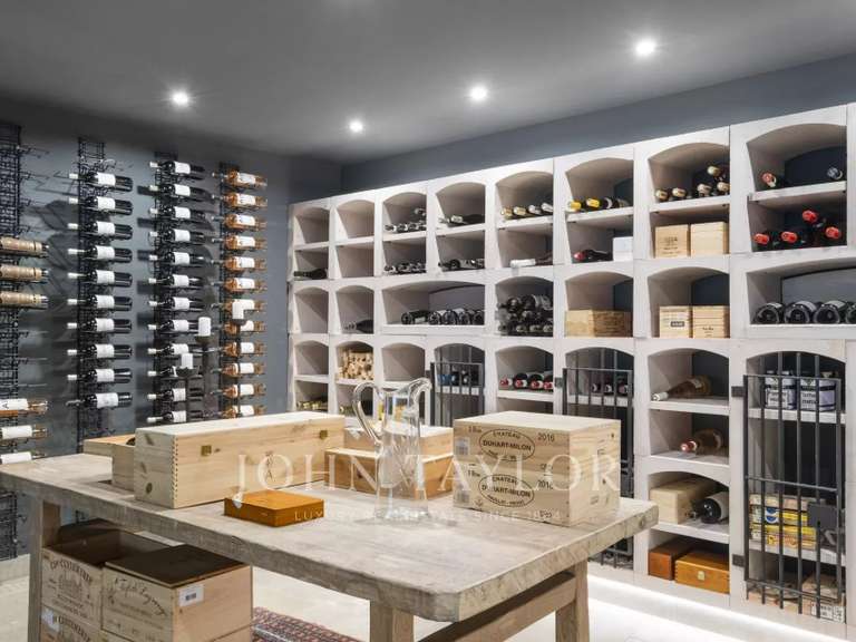 Maison Châteauneuf-Grasse - 5 chambres - 730m²