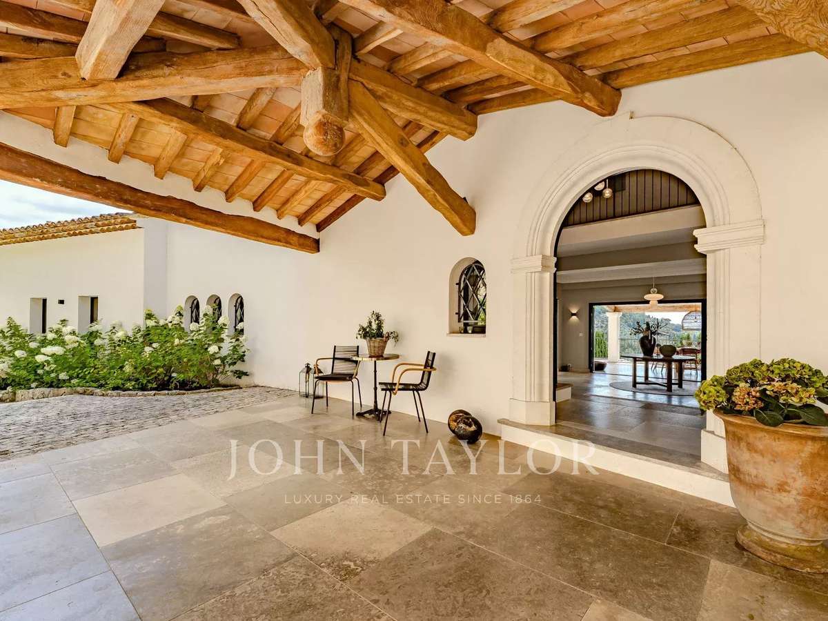 House Châteauneuf-Grasse