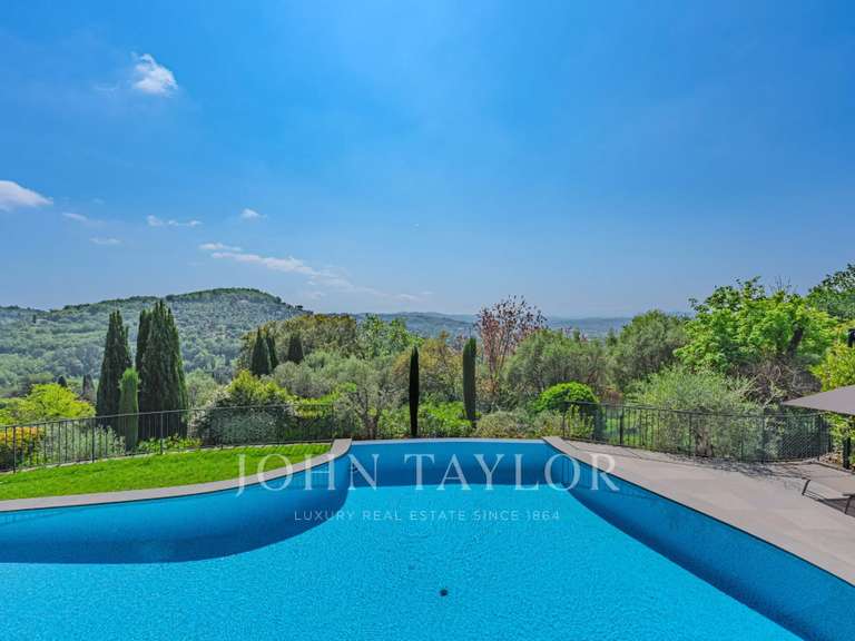 Maison Châteauneuf-Grasse - 5 chambres - 730m²
