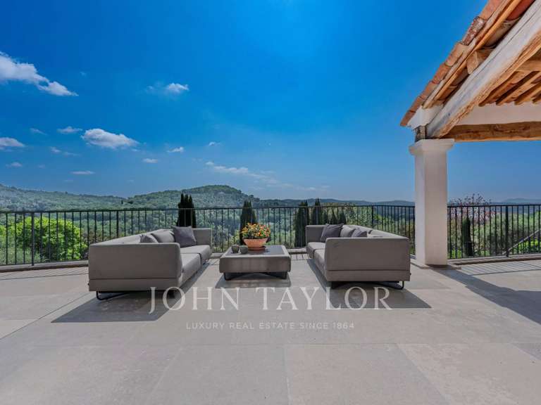Maison Châteauneuf-Grasse - 5 chambres - 730m²