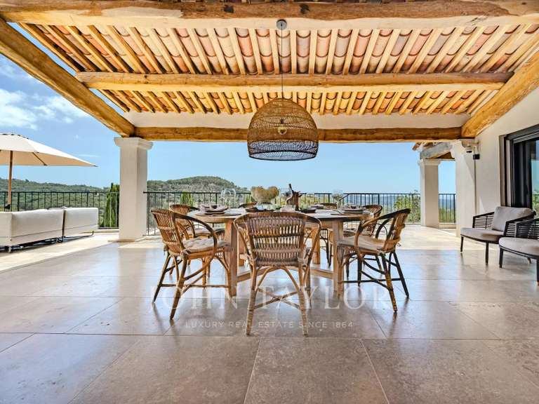Maison Châteauneuf-Grasse - 5 chambres - 730m²