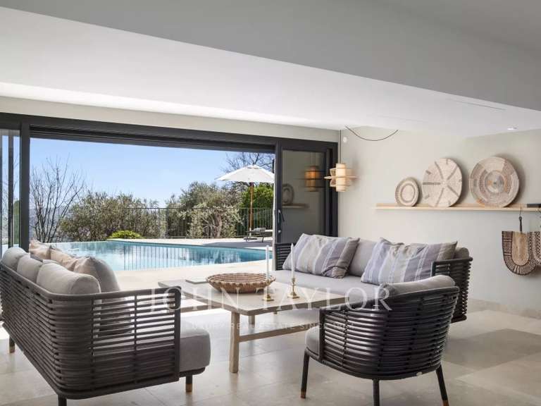 Maison Châteauneuf-Grasse - 5 chambres - 730m²